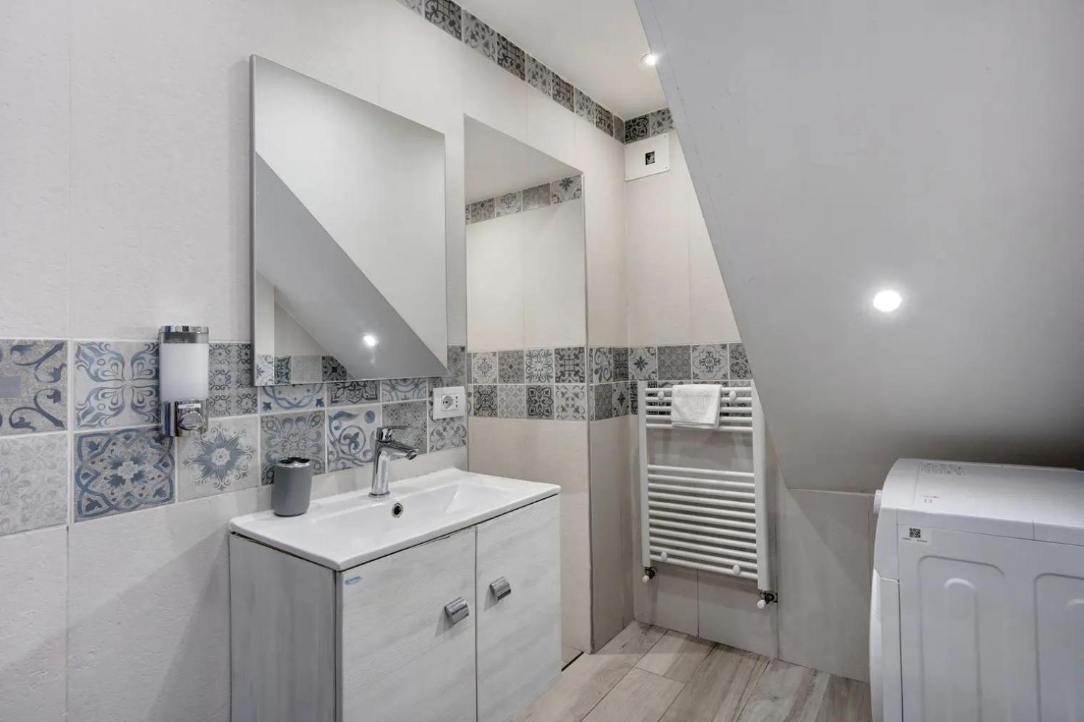 House Giulia